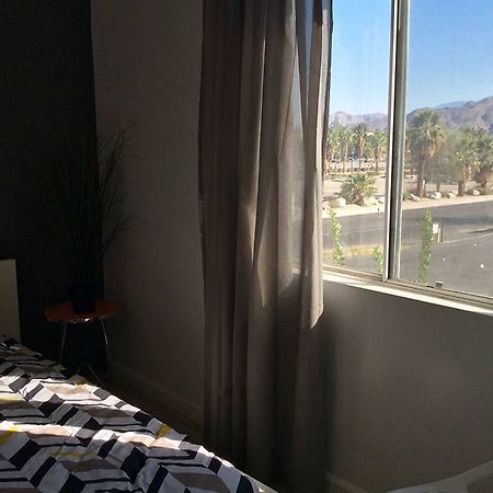 Modern Downtown Condo Palm Springs Exterior foto