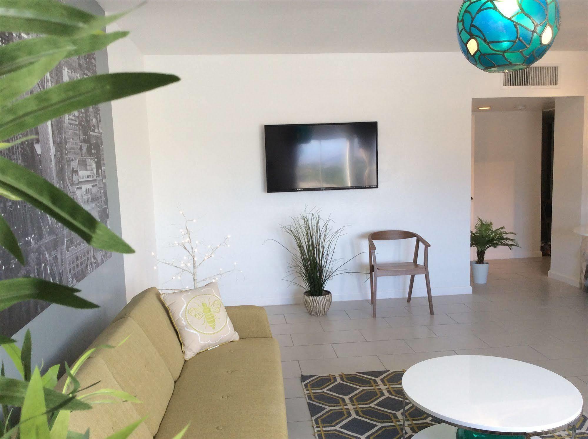 Modern Downtown Condo Palm Springs Exterior foto
