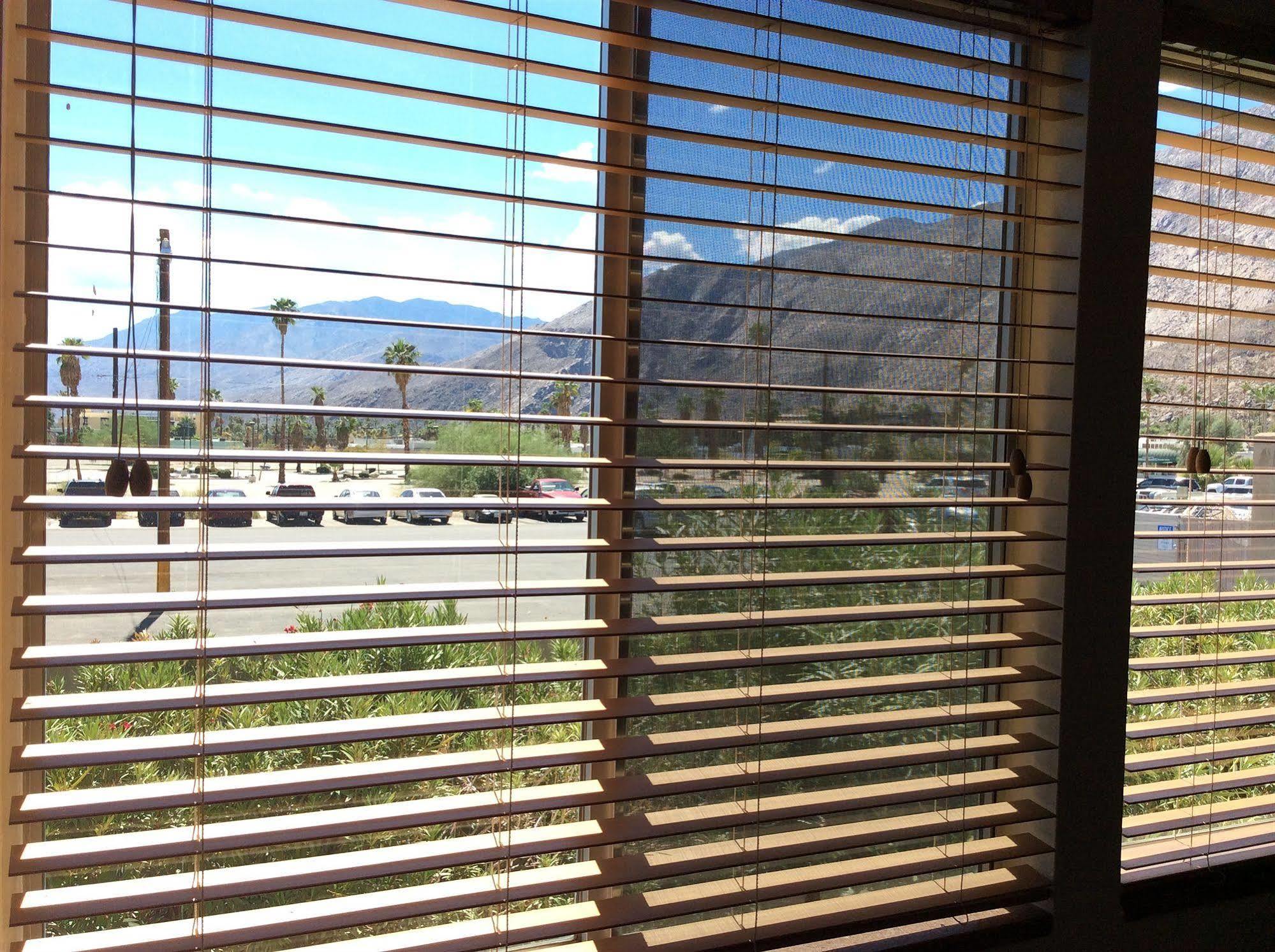 Modern Downtown Condo Palm Springs Exterior foto