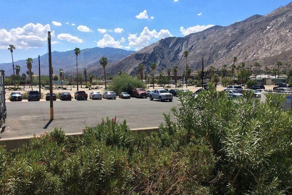 Modern Downtown Condo Palm Springs Exterior foto